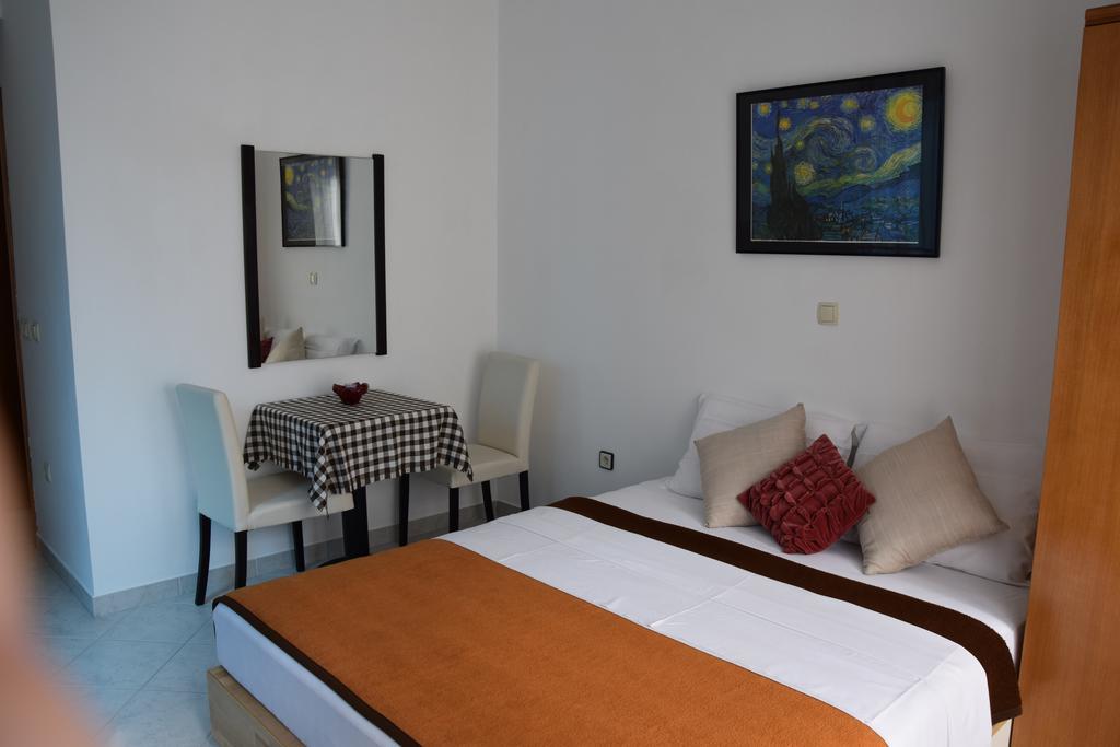 Apartments Crobeg Rab Town Room photo