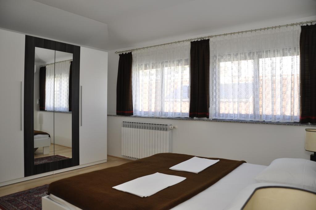 Apartments Crobeg Rab Town Room photo